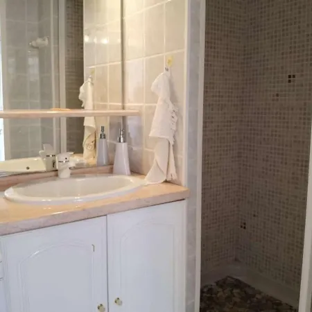 Maison 3 Pieces, 5 Couchages Avec Terrasse Et Piscine, Parking Prive, A - Fr-1-326-705 Marseillan (Herault)