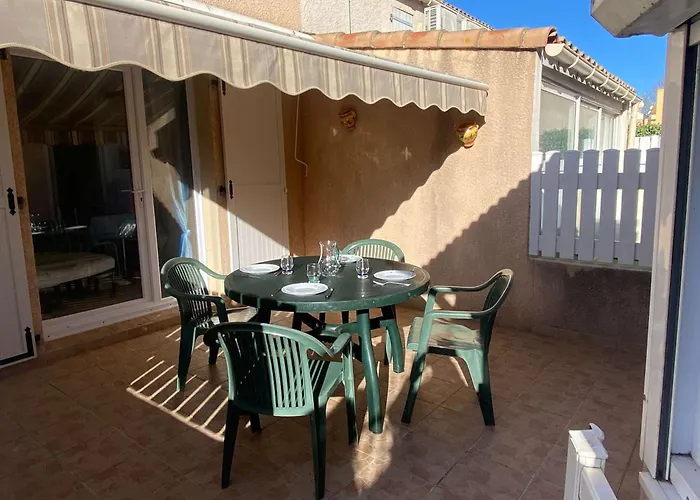 Maison 3 Pièces, 5 Couchages Avec Terrasse Et Piscine, Parking Privé, à - Fr-1-326-705 Сasa de vacaciones *